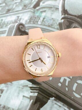 Fossil BQ3804 Eevie Three-Hand Date Pink Leather Watch